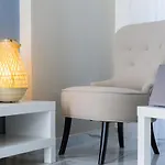Maya Apartman *