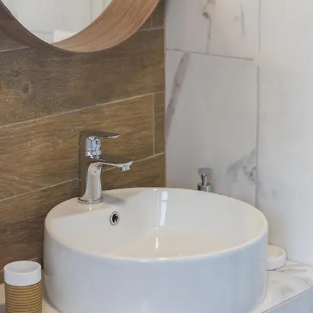 Maya 아파트 하니오티