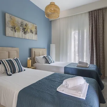 アパート Maya ハニオティス